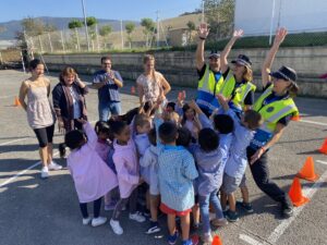 Ludoteca. Visita policía