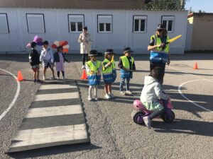 Ludoteca. Visita policía