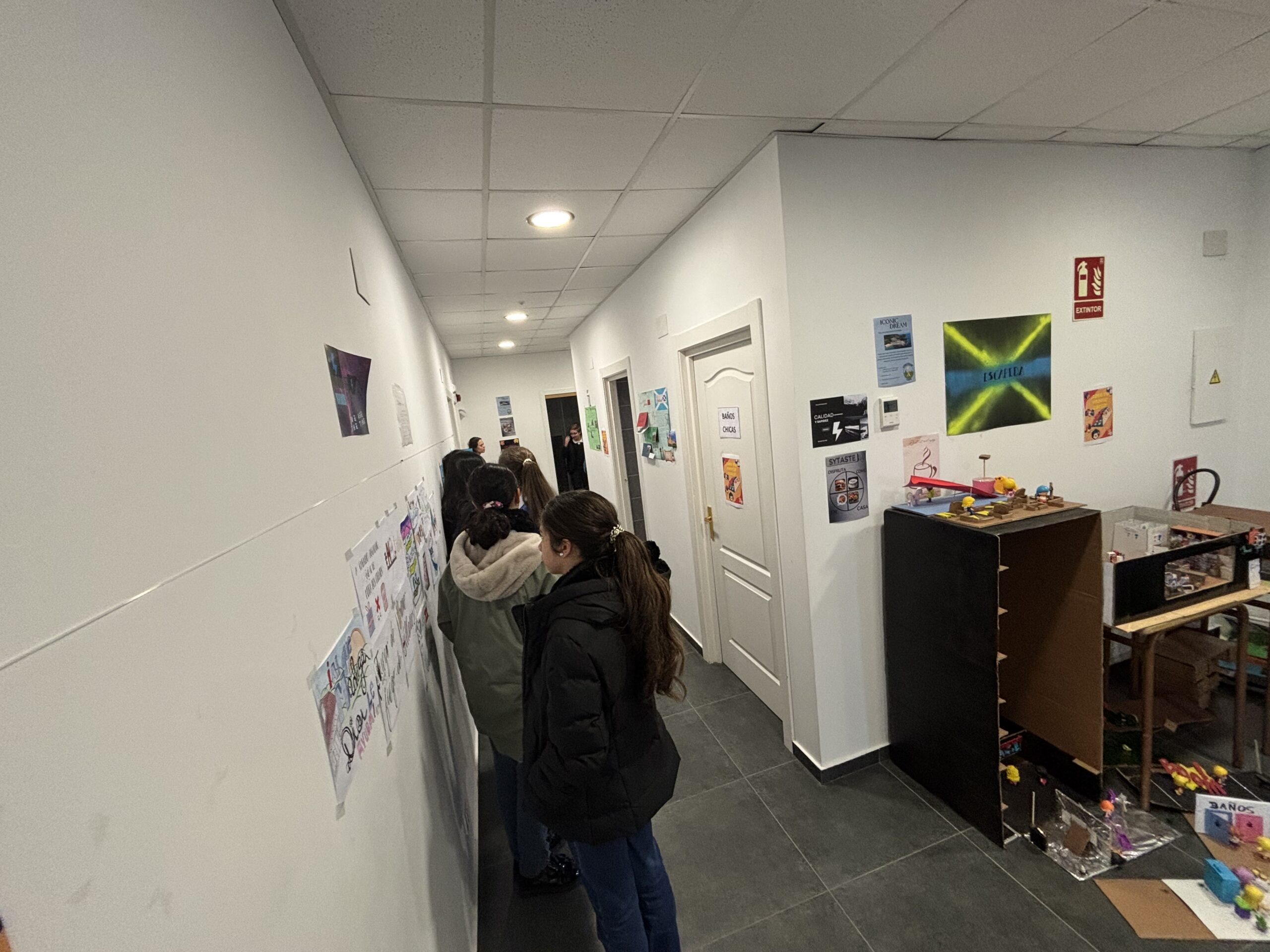 Cola baño interior (2)
